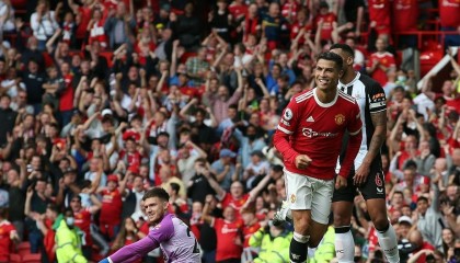  洛里昂旧将回归救主，替补登场上演梅开二度  