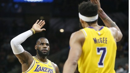  湖人险胜勇士，晋级总决赛在望  